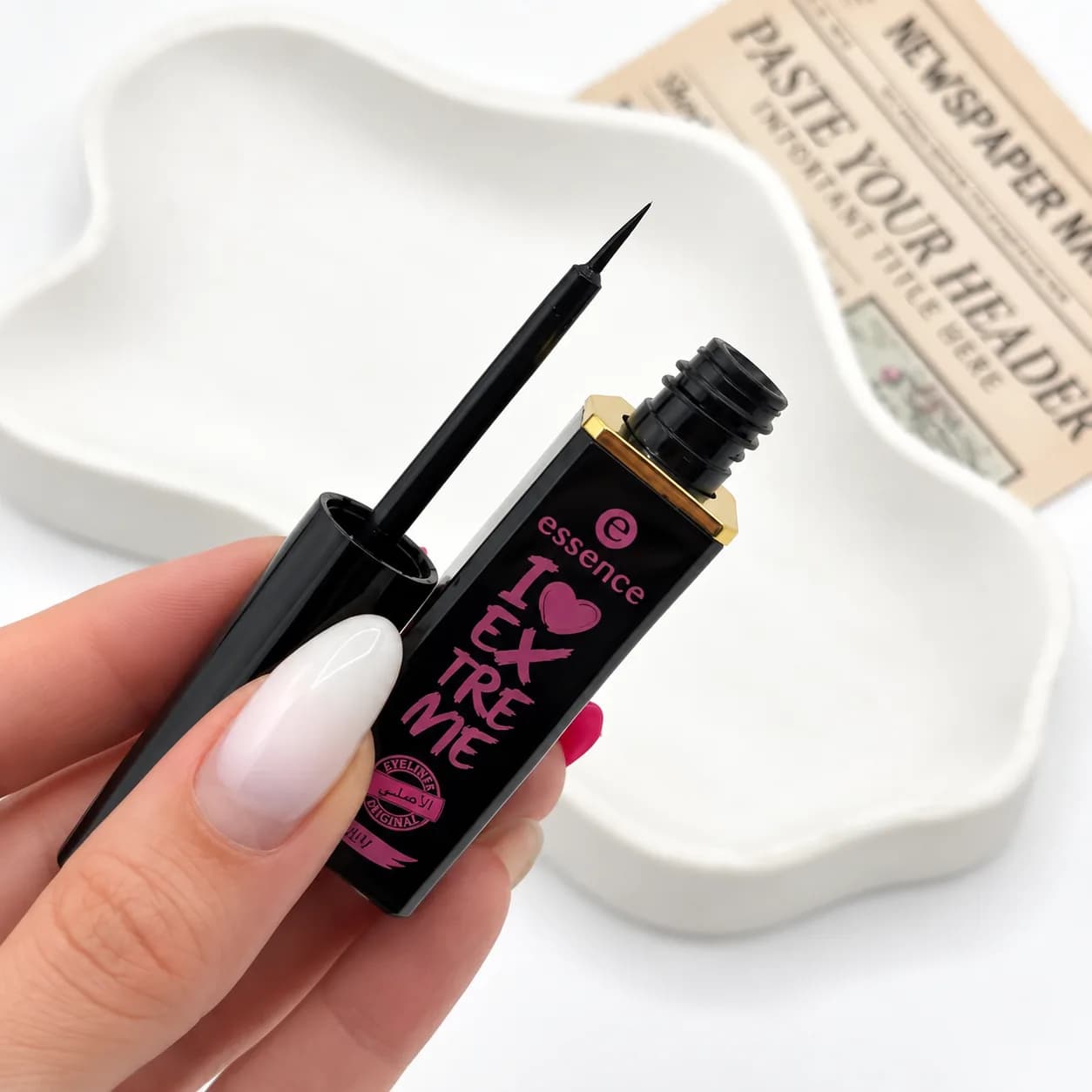 خط چشم مویی ضد آب اسنس Essence — تصویر ۲