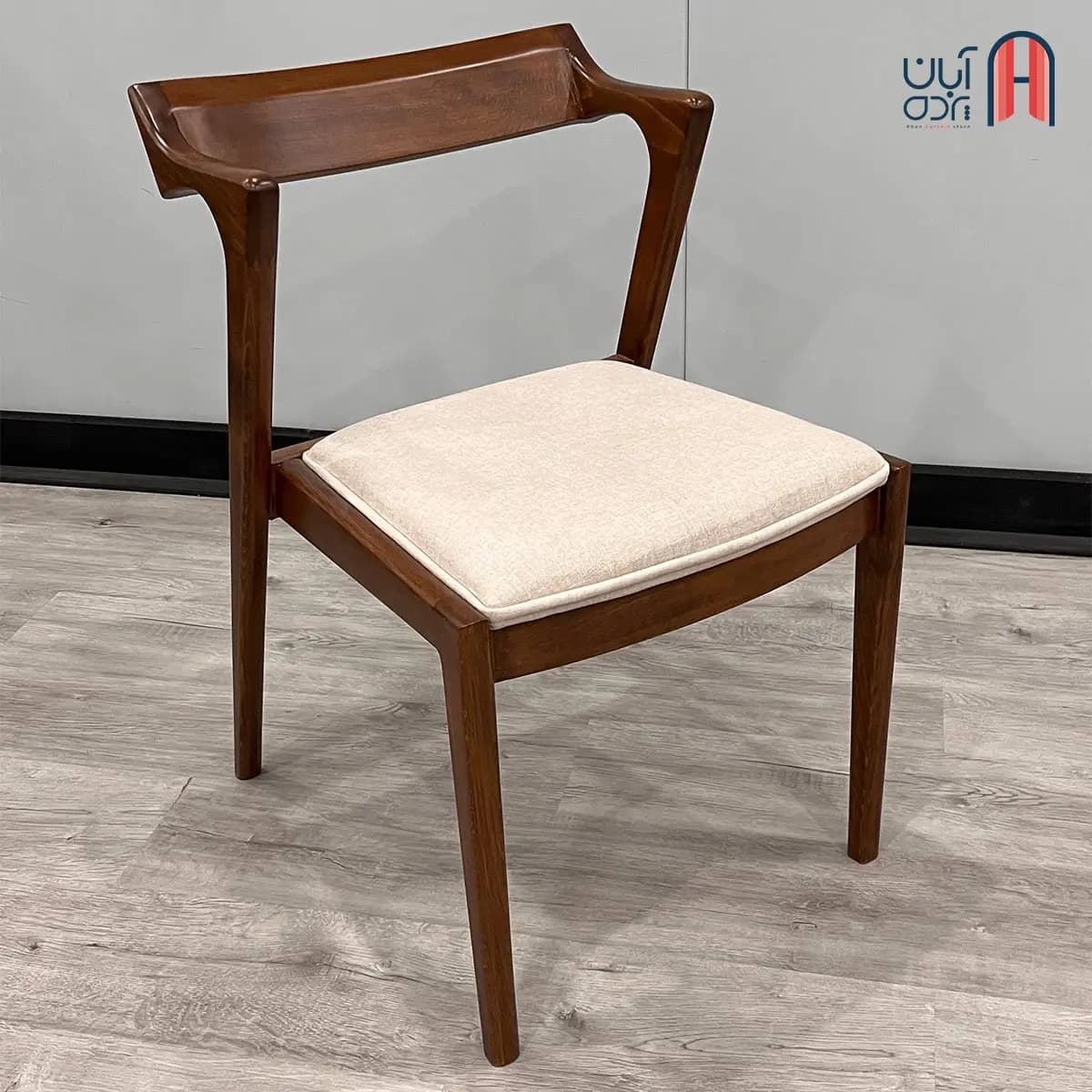 صندلی تاج گرد — تصویر ۷