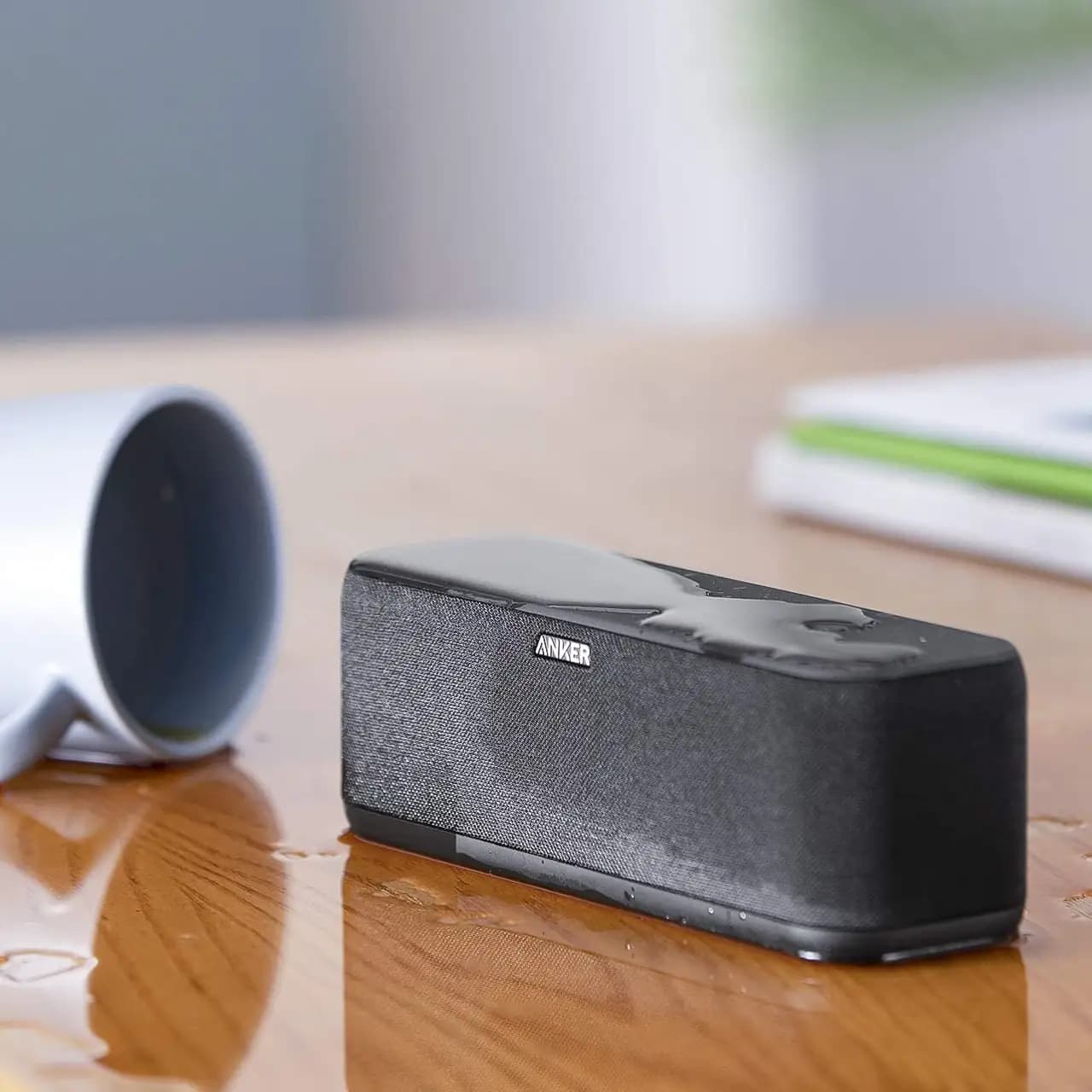 اسپیکر بلوتوثی قابل حمل انکر مدل Soundcore Boost A3145 با توان 20 وات و عمر باتری 12 ساعت — تصویر ۸