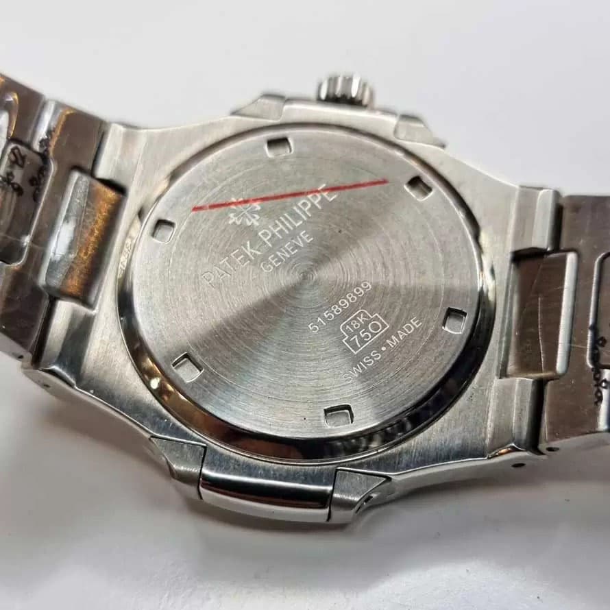 ساعت مردانه کوارتز پتک فیلیپ ناتیلوس سیلور صفحه سبز Patek Philippe — تصویر ۲