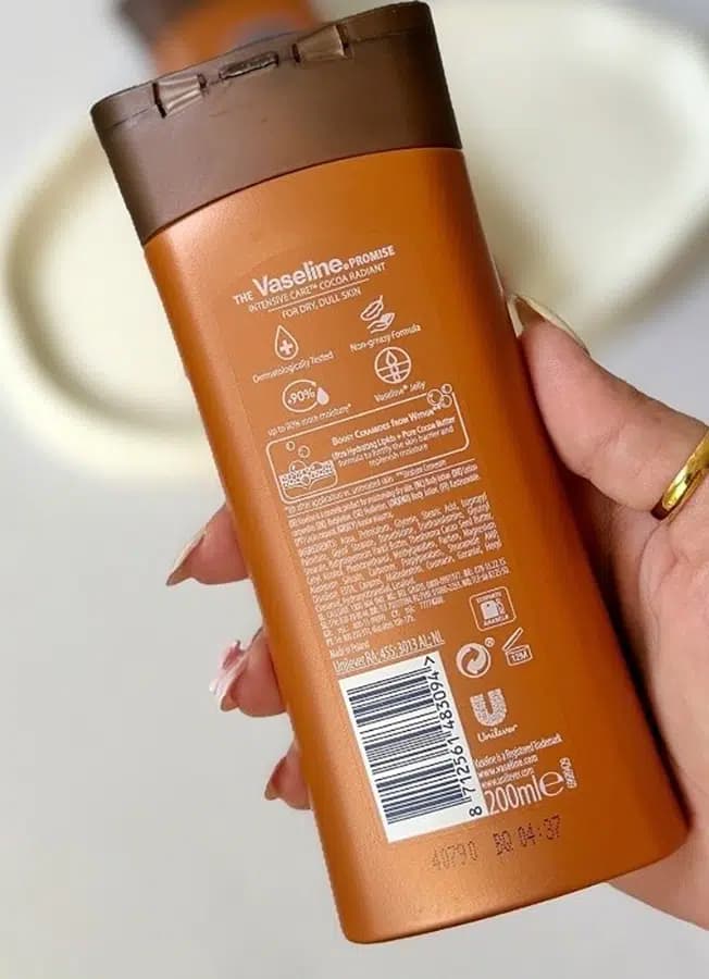 لوسیون بدن وازلین Cocoa Radiant | آبرسان قوی پوست خشک 200میل — تصویر ۴