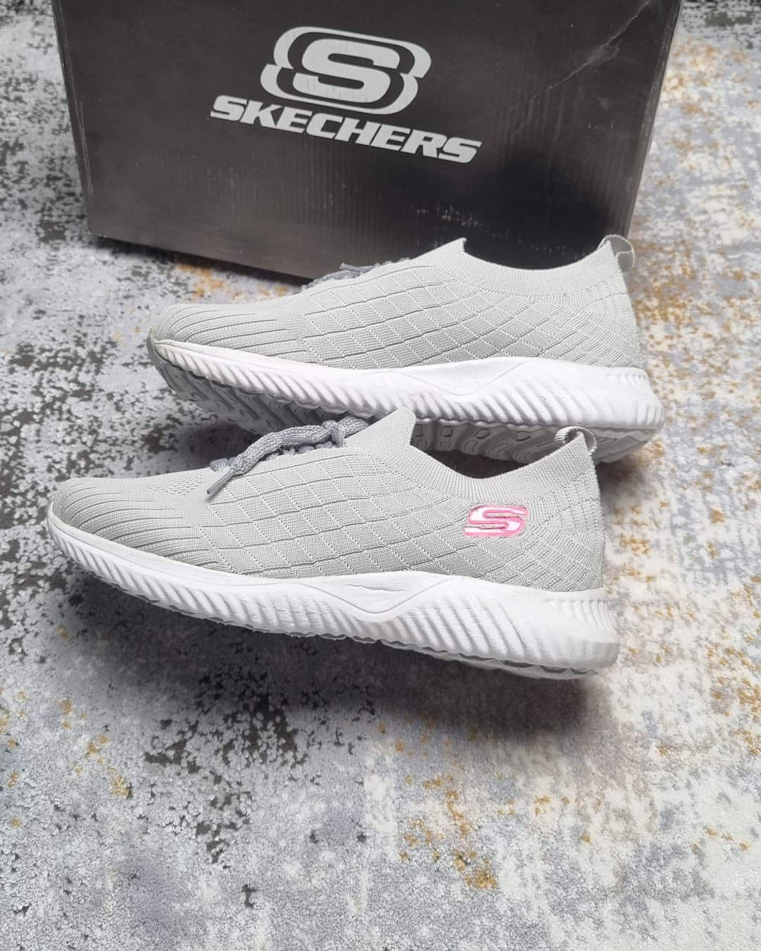کتونی زنانه اسکیچرز جورابی Skechers کد 28