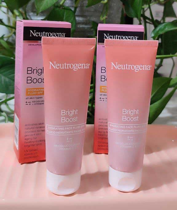 کرم ضدآفتاب روشن کننده نوتروژینا SPF30 (30 میلی‌لیتر) — تصویر ۳
