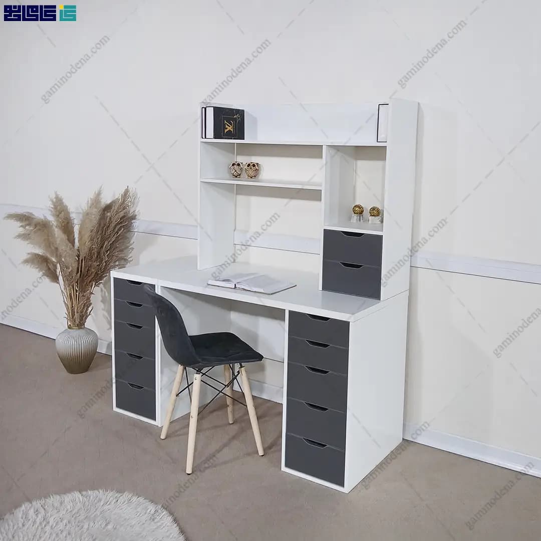 میز تحریر کتابخانه دار مدرن بامداد — تصویر ۲