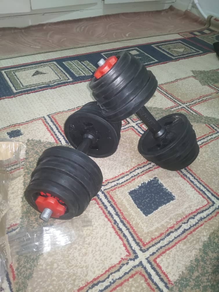 دمبل فلزی متغیر 10 کیلویی (جمعا 20 کیلو) اقتصادی — تصویر ۲
