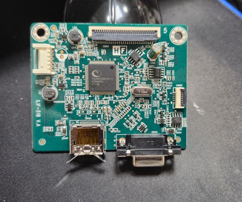 برد تصویر و دیجیتال مانیتور دل مدل DELL E2318H
