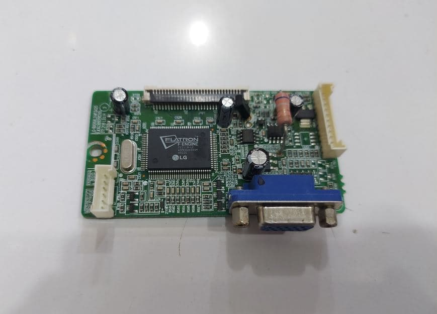 برد تصویر و دیجیتال مانیتور ال جی مدل LG W1642S