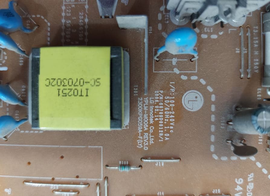 برد تغذیه و پاور مانیتور ال جی مدل LG L1752S — تصویر ۴