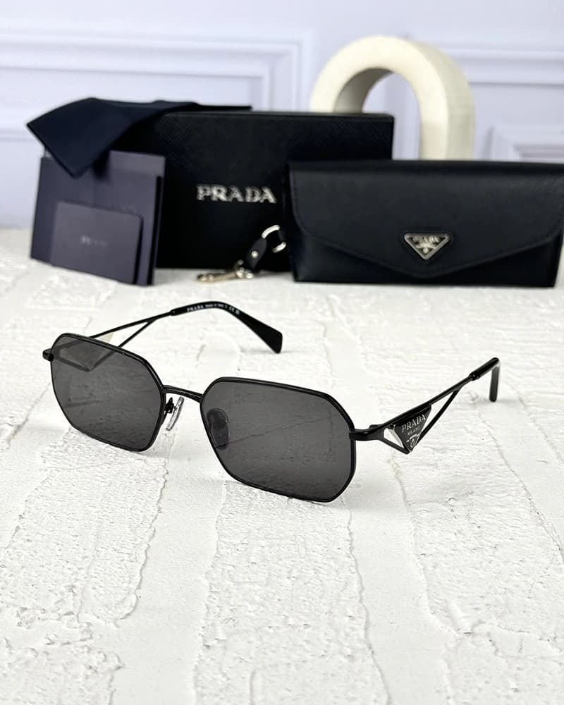 عینک طبی زنانه پرادا مدل PRADA PRA51S — تصویر ۵