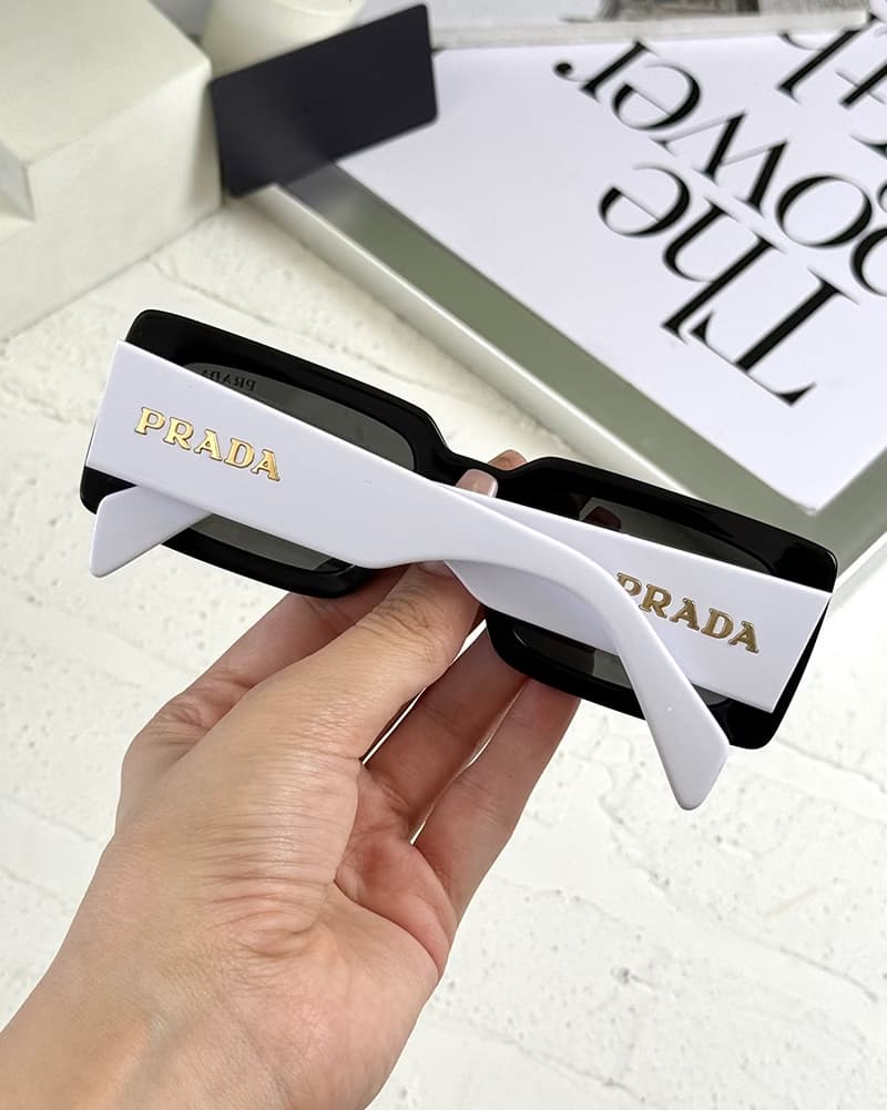 عینک آفتابی زنانه پرادا مدل PRADA SPRA07S (sl) — تصویر ۴