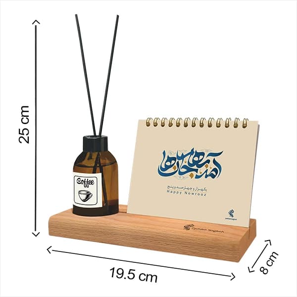 تقویم رومیزی چوبی 1405 همراه با خوشبوکننده — تصویر ۴
