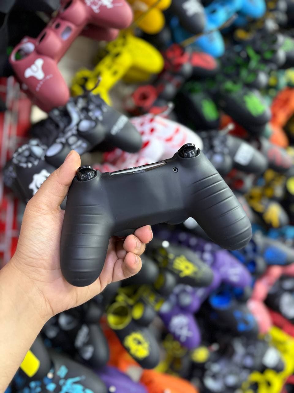 کاور دسته سیلیکونی Ps4 + دو عدد سر آنالوگ برجسته Forza bob — تصویر ۲