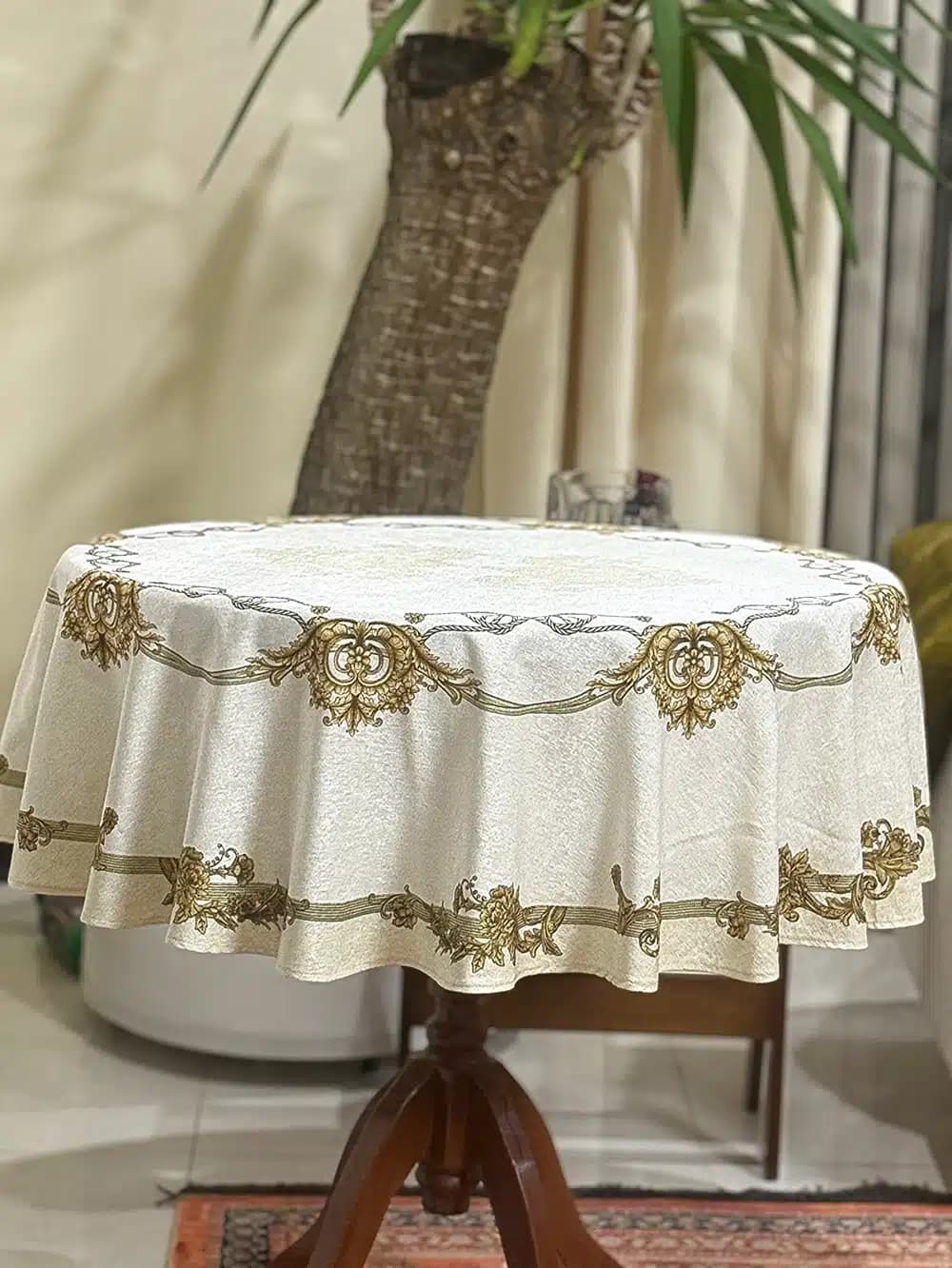 رومیزی گرد طرح ارکیده — تصویر ۴