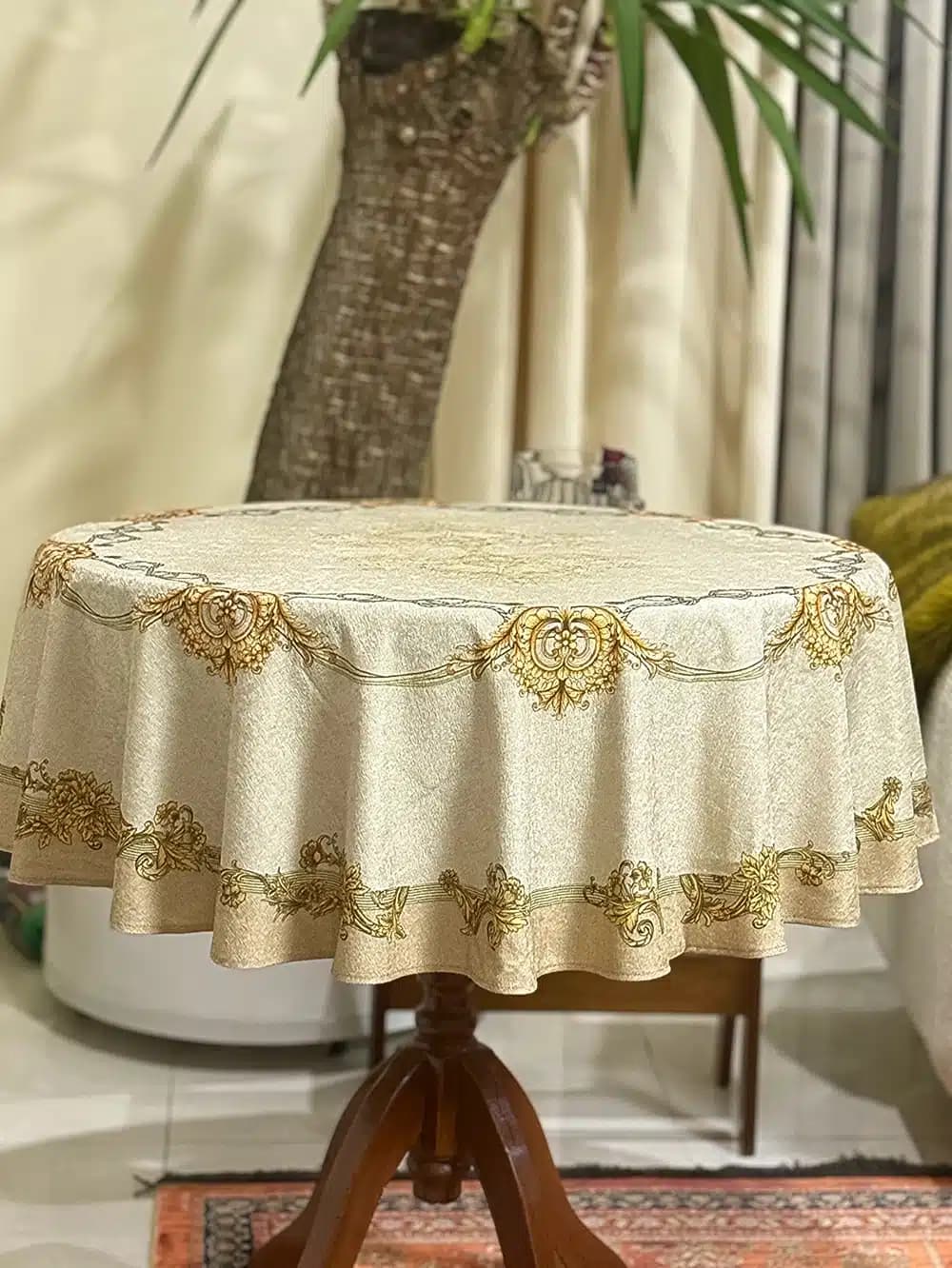 رومیزی گرد طرح ارکیده
