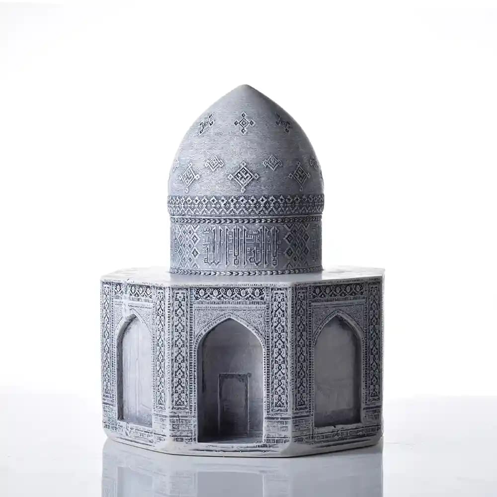 مجسمه مقبره عطار نیشابوری — تصویر ۳