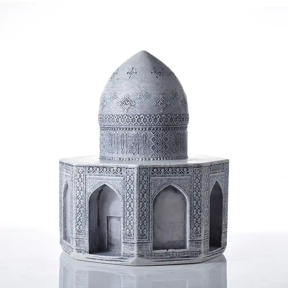 مجسمه مقبره عطار نیشابوری