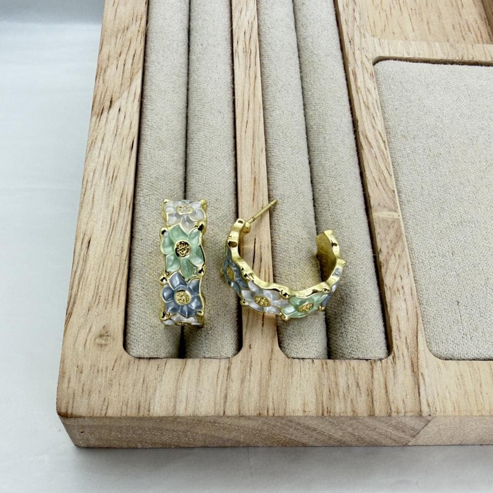 گوشواره میخی دخترانه میناکاری کد 28067
