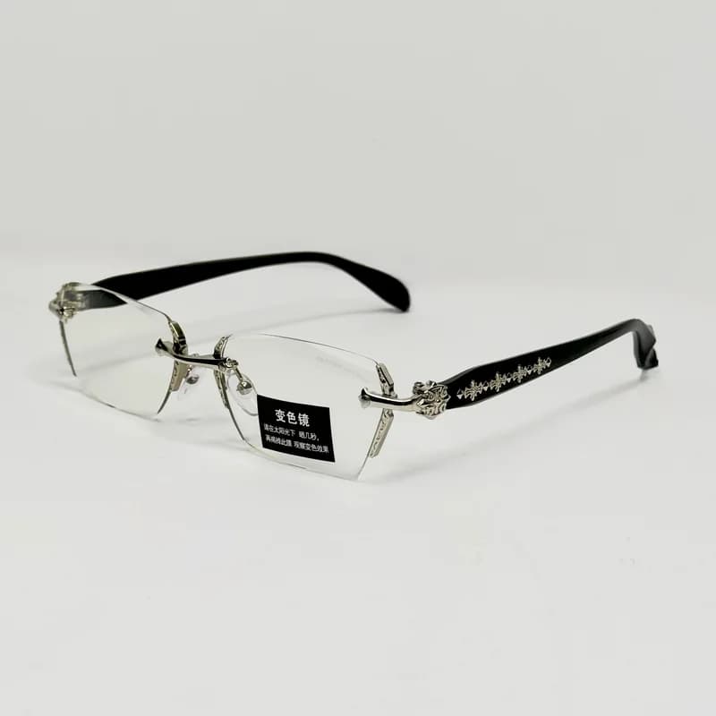 عینک فریم‌لس کروم هارتز Chrome Hearts مدل چندضلعی با عدسی هوشمند فتوکرومیک | مناسب زنانه و مردانه — تصویر ۲