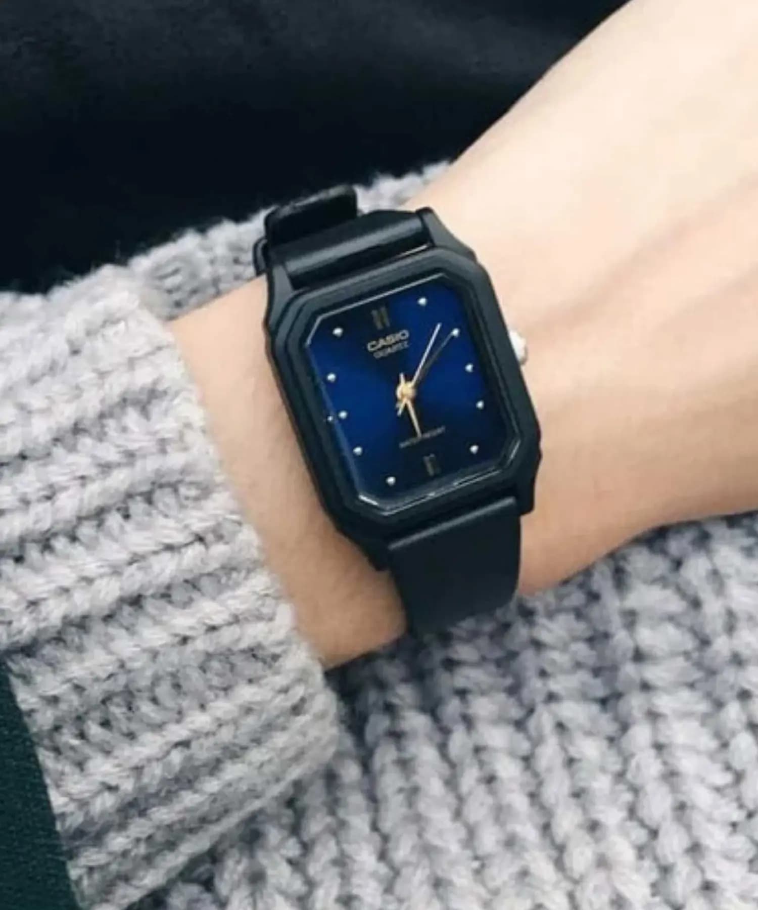 ساعت مچی زنانه کاسیو CASIO LQ-142E-2ADF — تصویر ۶