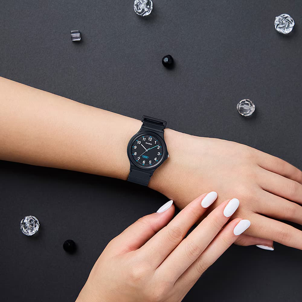 ساعت مچی زنانه کاسیو CASIO LQ-24B-1BDF — تصویر ۴