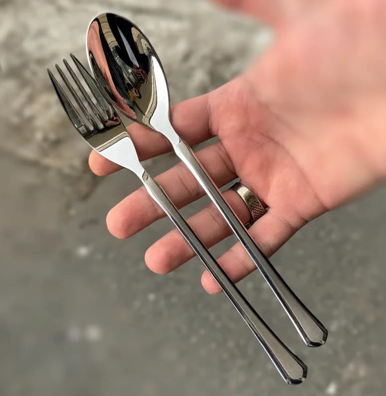 سرویس قاشق و چنگال 24 نفره 120 پارچه یونیک مدل 808S