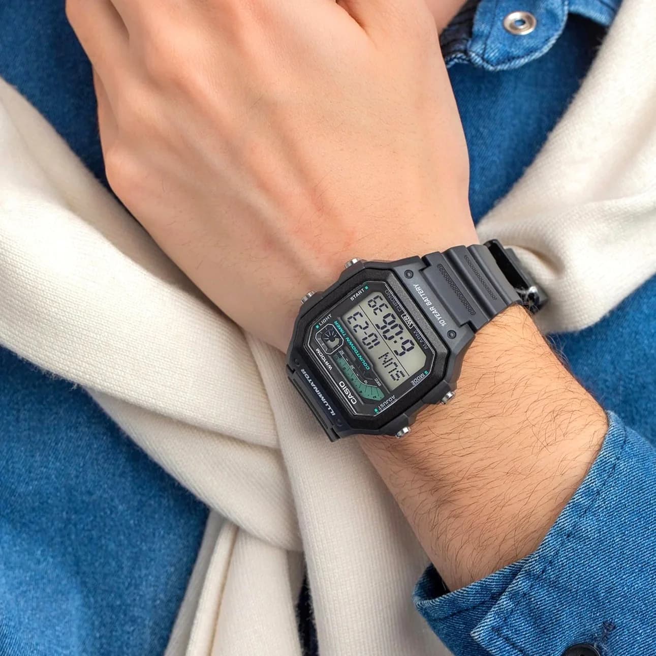 ساعت مچی دیجیتال مردانه کاسیو CASIO WS-1600H-8AVDF — تصویر ۳