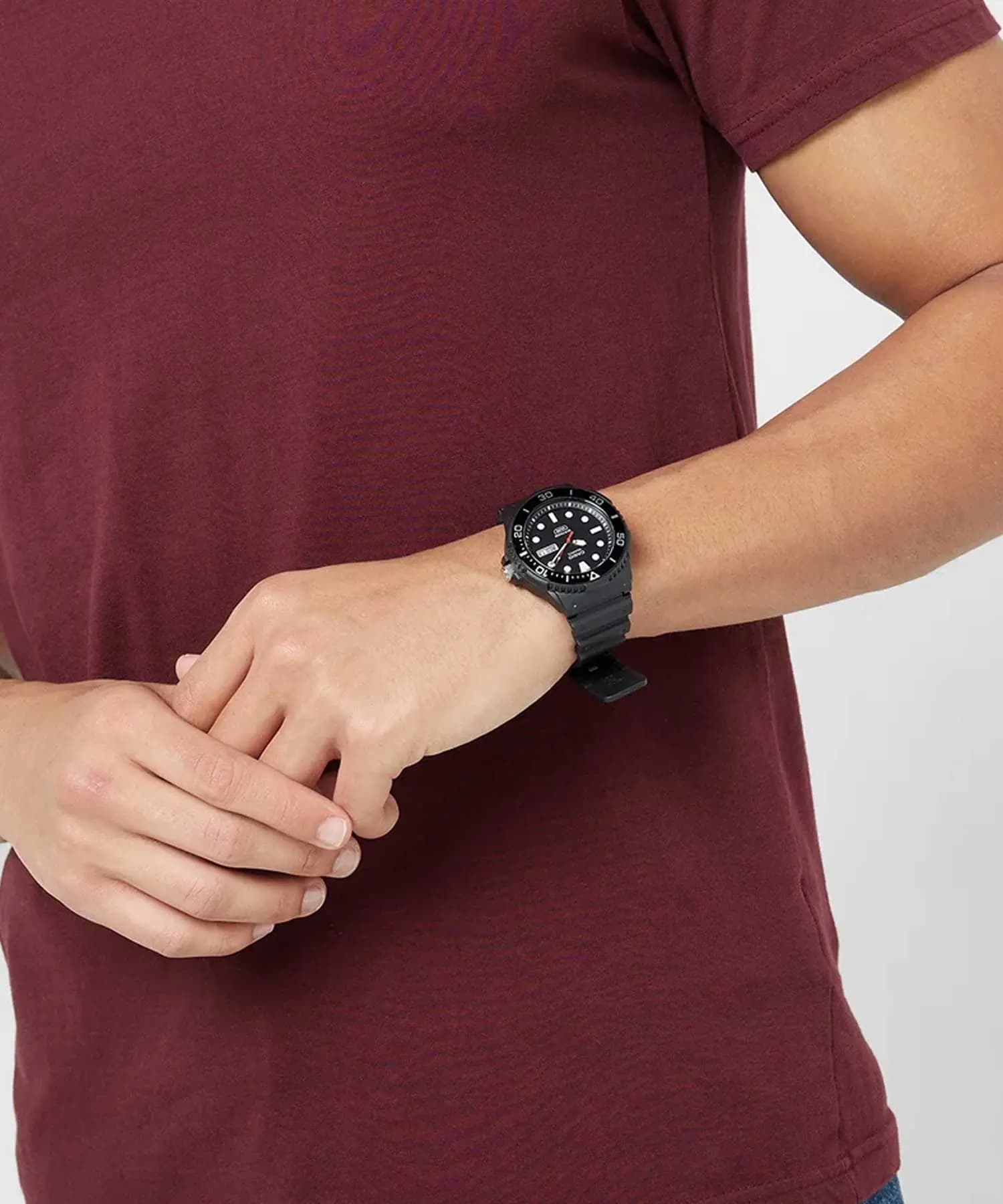 ساعت مچی مردانه کاسیو CASIO MRW-230H-1E1VDF — تصویر ۷