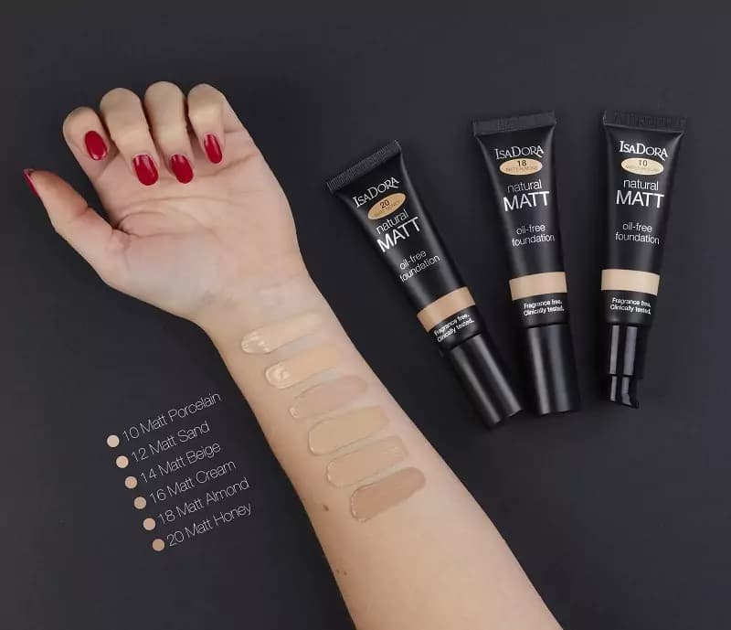کرم پودر ایزادورا Natural Matt Oil Free شماره 14 — تصویر ۲