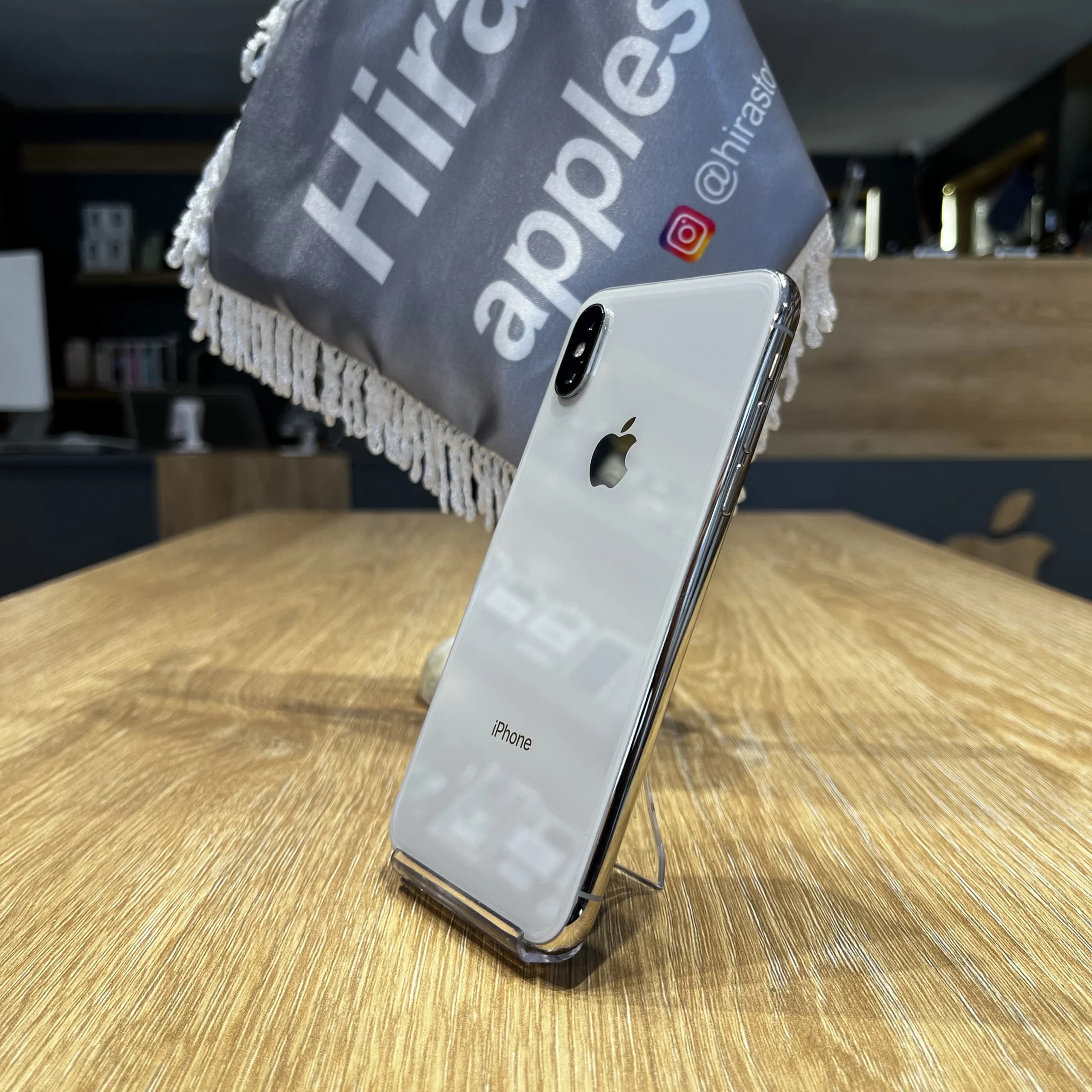 گوشی موبایل اپل IPhone X ظرفیت 64GB پارت نامبر LL/A رنگ سفید باتری 100% – کارکرده رجیستر شده