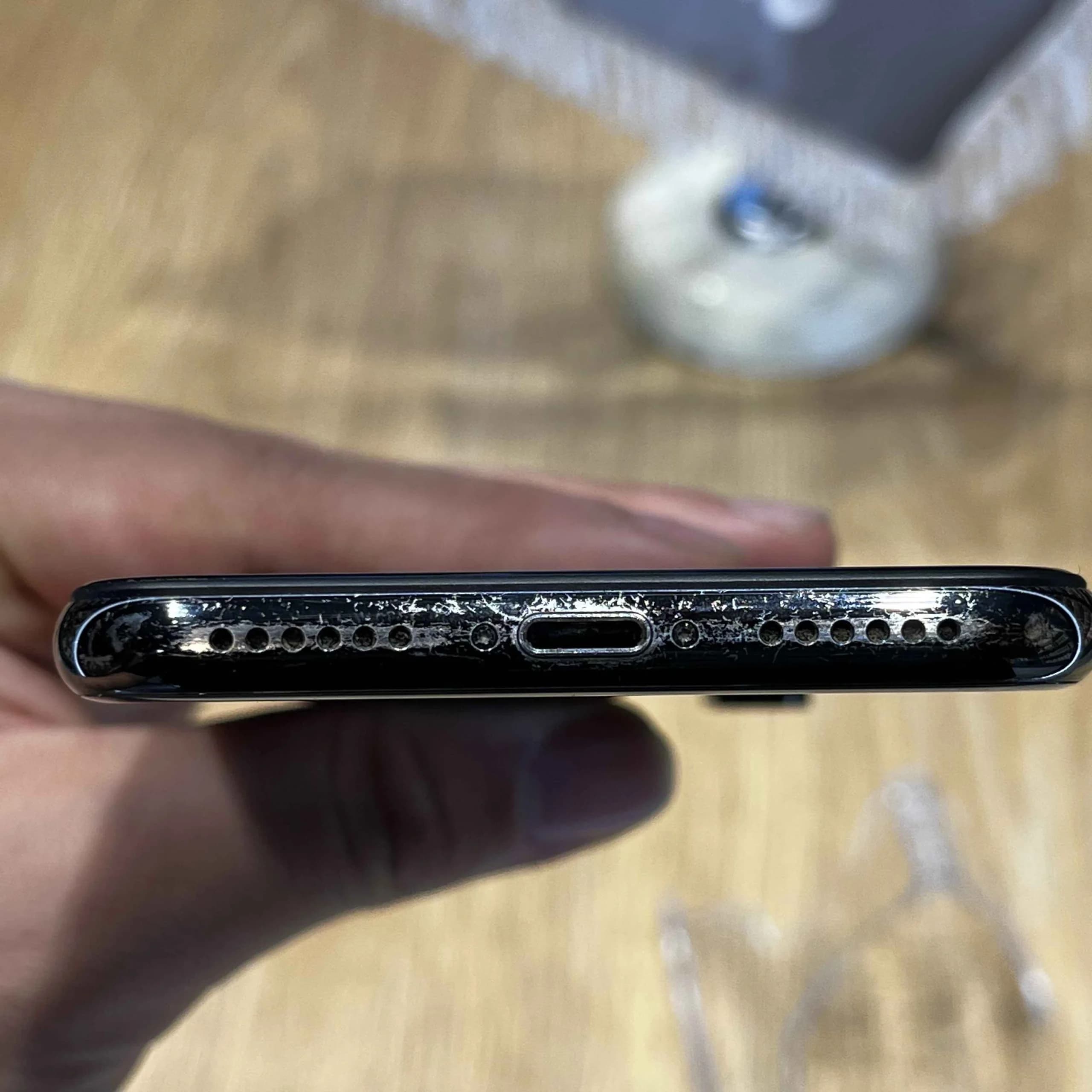 گوشی موبایل اپل IPhone X ظرفیت 64GB پارت نامبر LL/A رنگ مشکی باتری 75% – کارکرده رجیستر شده — تصویر ۷