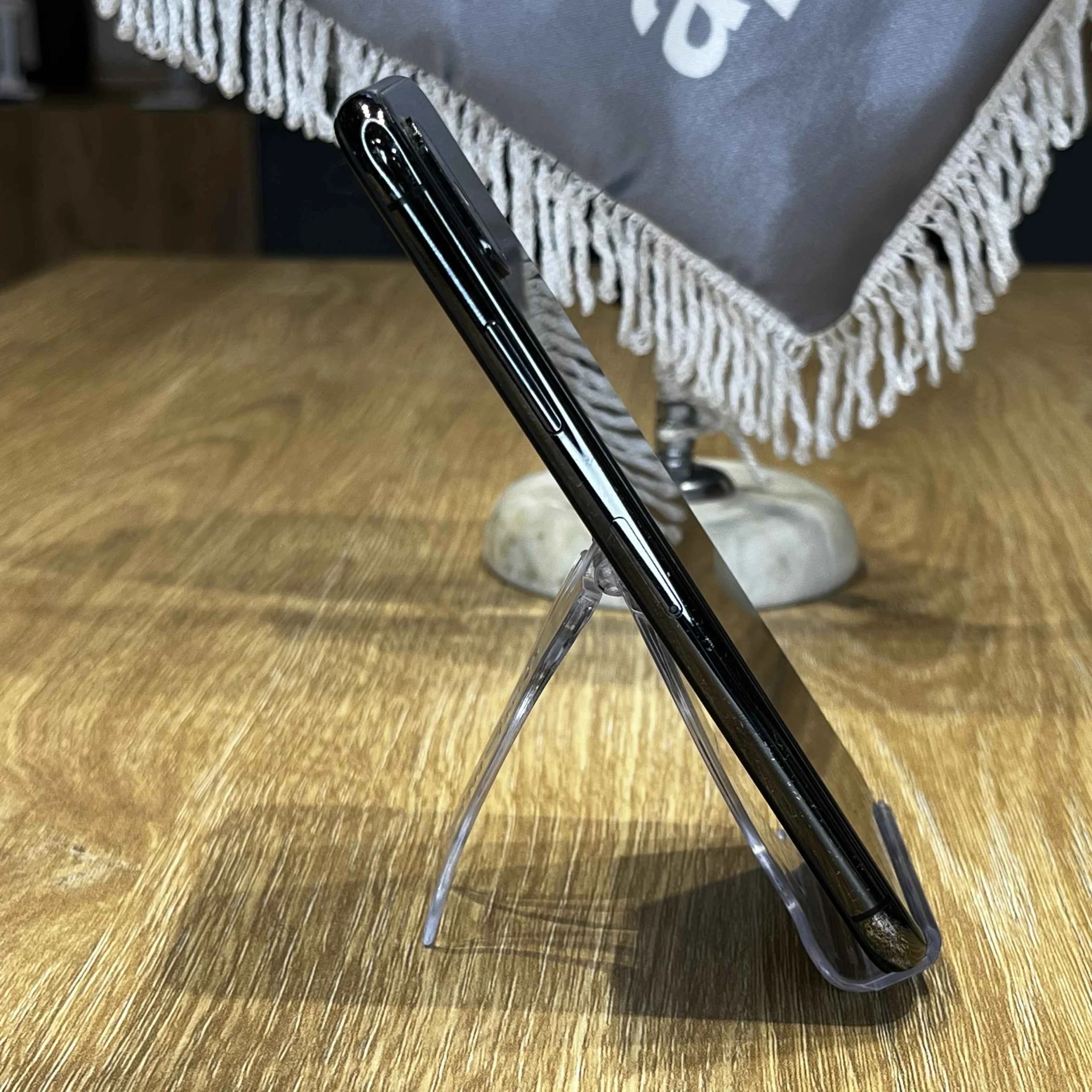 گوشی موبایل اپل IPhone X ظرفیت 64GB پارت نامبر LL/A رنگ مشکی باتری 75% – کارکرده رجیستر شده — تصویر ۴