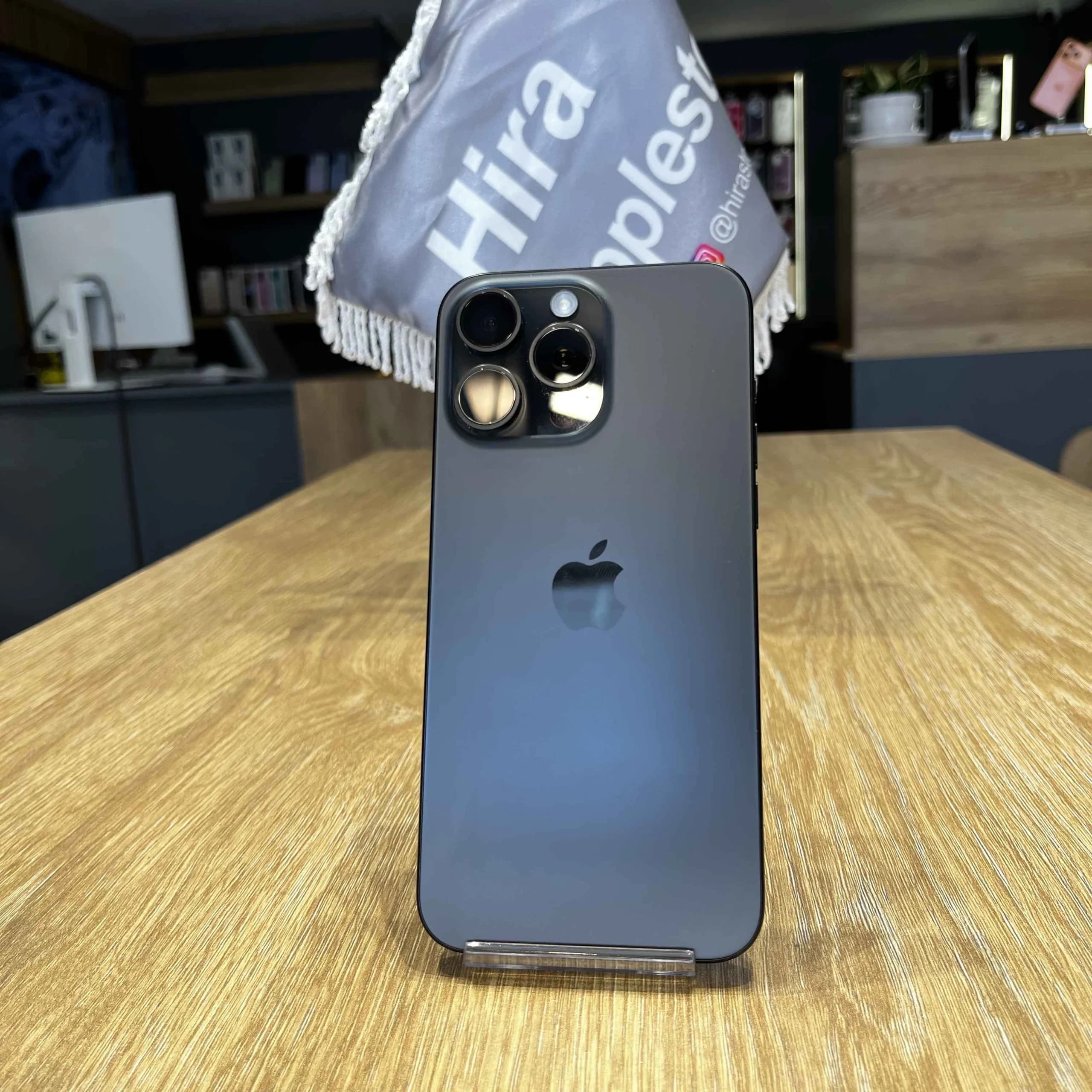 گوشی موبایل اپل IPhone 15 promax ظرفیت 256GB پارت نامبر ZA/A رنگ مشکی تیتانیوم باتری 95% – کارکرده رجیستر شده — تصویر ۵