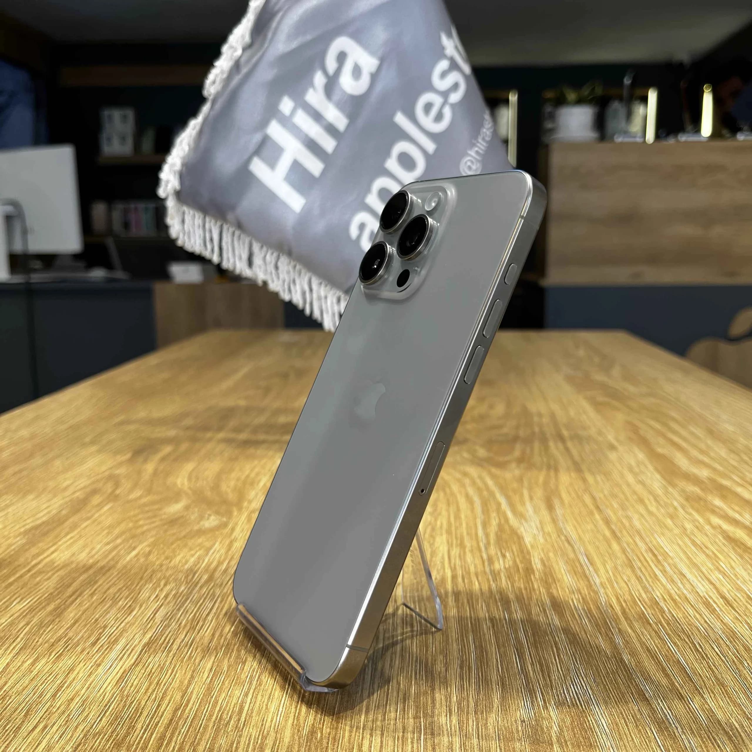 گوشی موبایل اپل IPhone 15 promax ظرفیت 256GB پارت نامبر ZA/A رنگ نچرال تیتانیوم باتری 87% – کارکرده رجیستر شده — تصویر ۲
