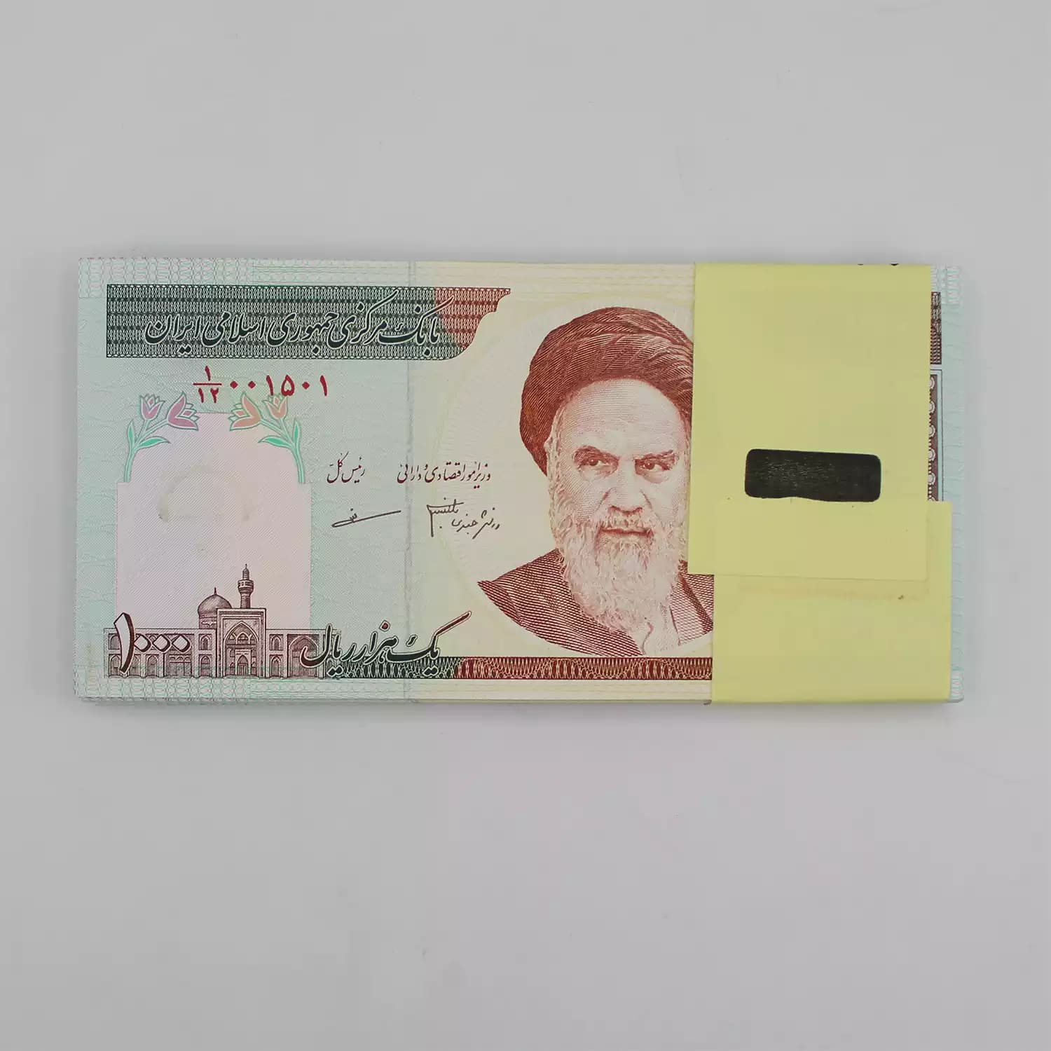 بسته اسکناس 100 تومانی امام جمهوری – دانش جعفری مظاهری – 1/001501