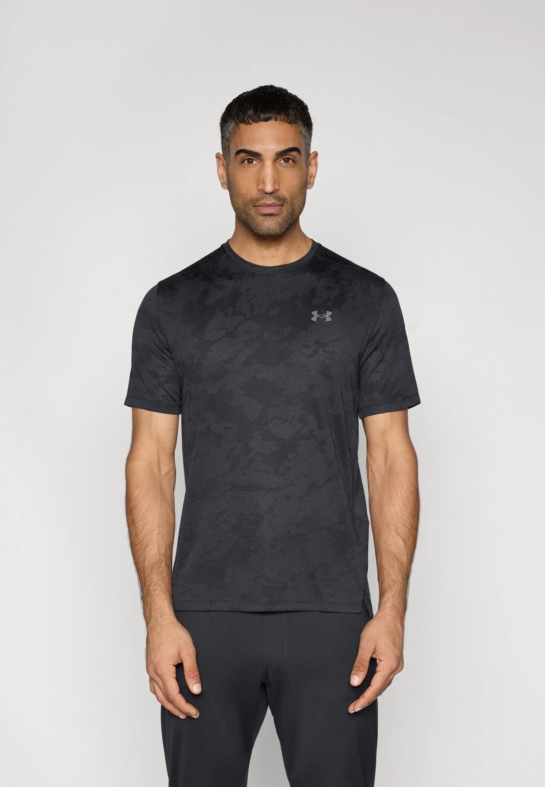 تیشرت ورزشی مردانه آندر آرمور Under Armour Launch Camo مشکی