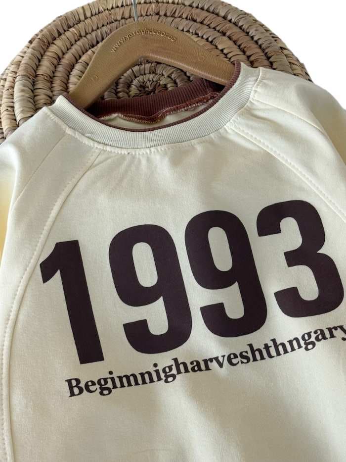 بلوز و شلوار راحتی پسرانه 1993 — تصویر ۶