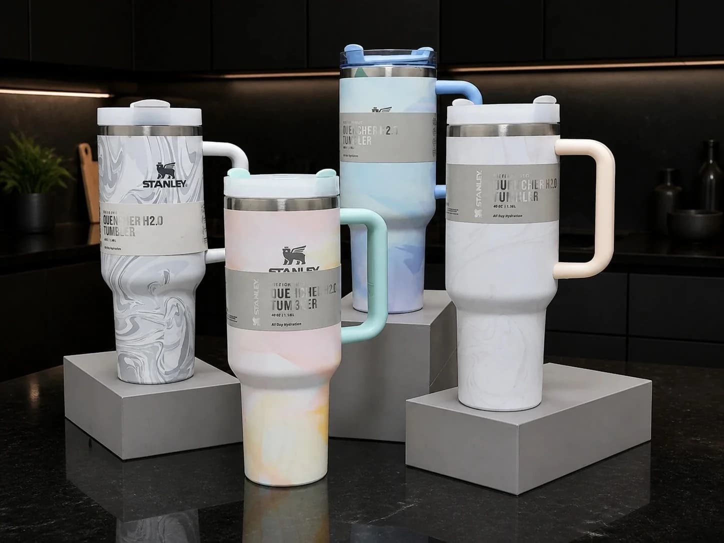 تراول ماگ استنلی (Stanley) مدل Quencher H2.0 ظرفیت ۱.۱۸ لیتر – طرح خاص ابر و باد (Marble) — تصویر ۷