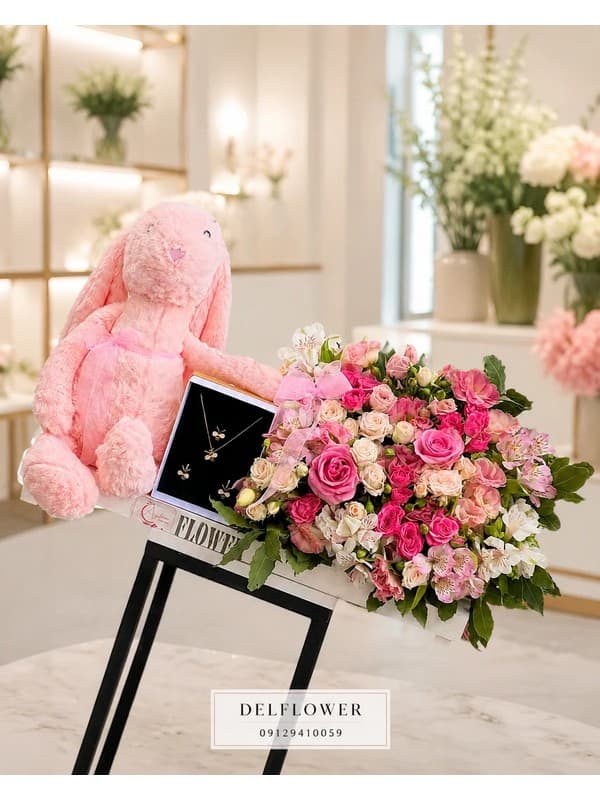 گل برای شب یلدا به عروس