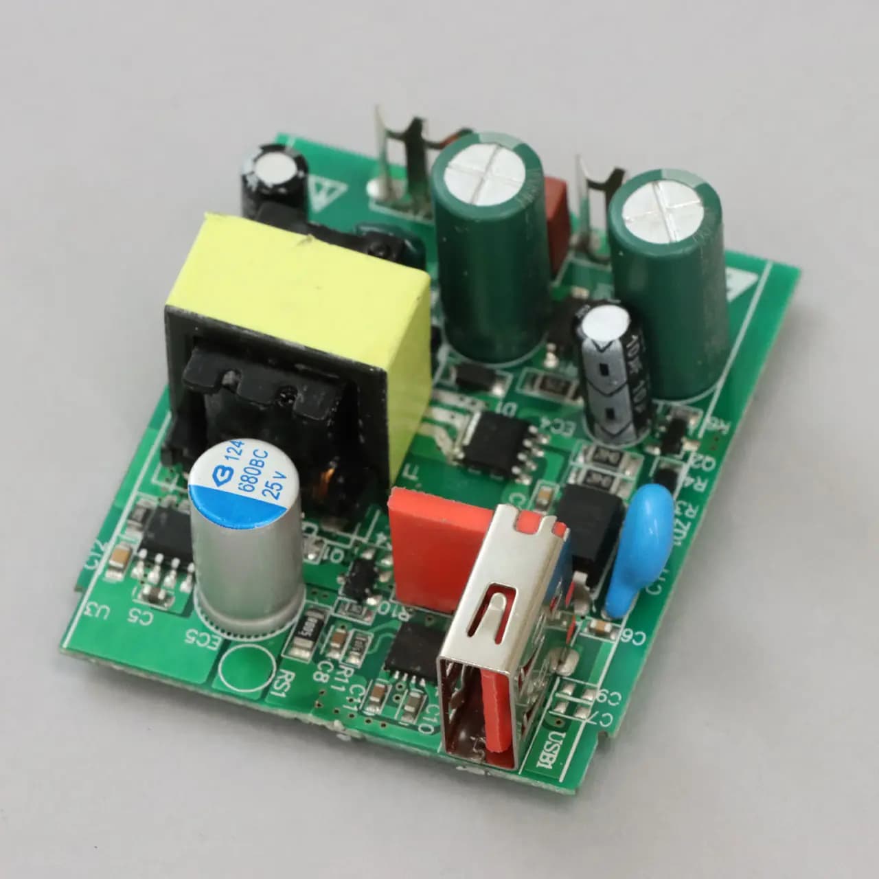 شارژر دیواری فست تک پورت Xiaomi مدل MDY-11-EZ 33W — تصویر ۸