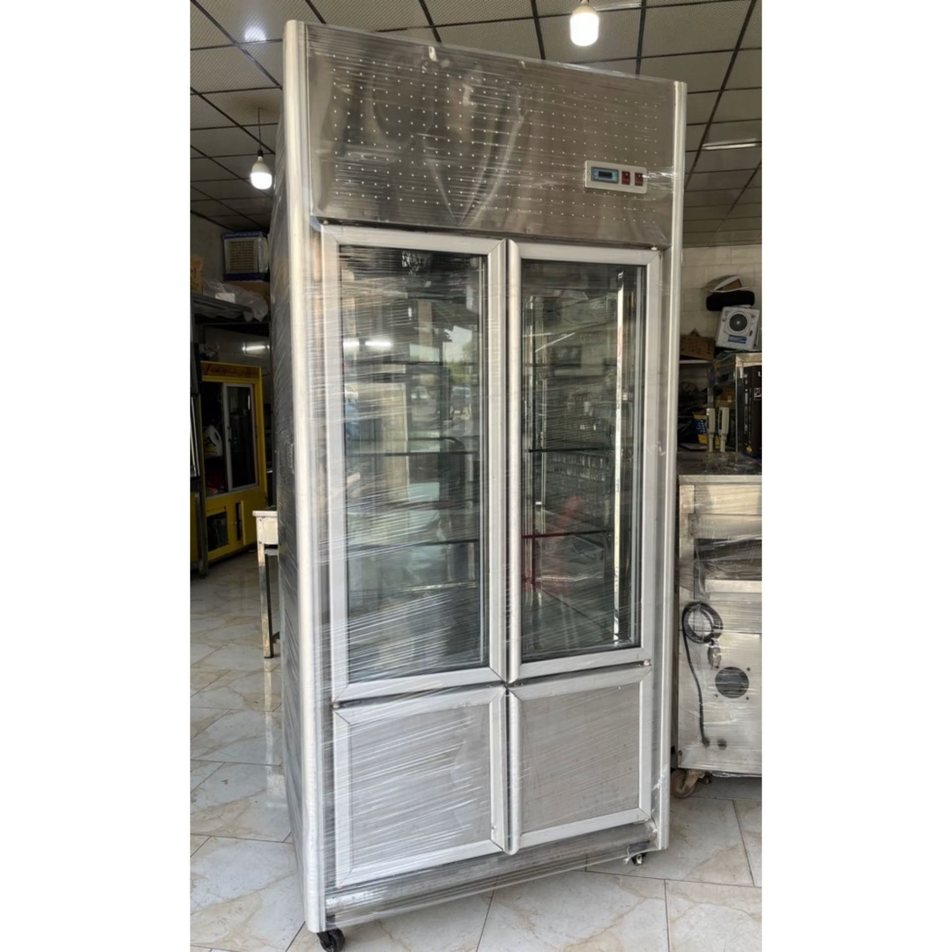 یخچال کبابی استیل دوطرف نما عمق 90 درحد نو