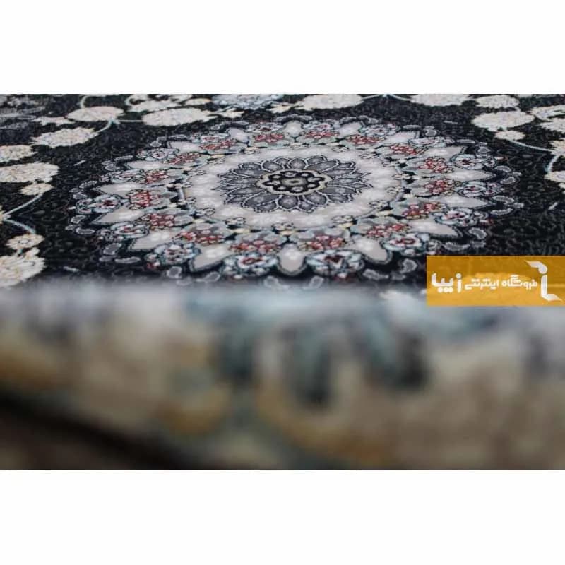 فرش بیضی سرمه ای طرح اصفهان — تصویر ۶