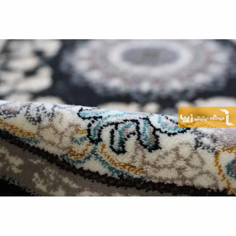 فرش بیضی سرمه ای طرح اصفهان — تصویر ۸