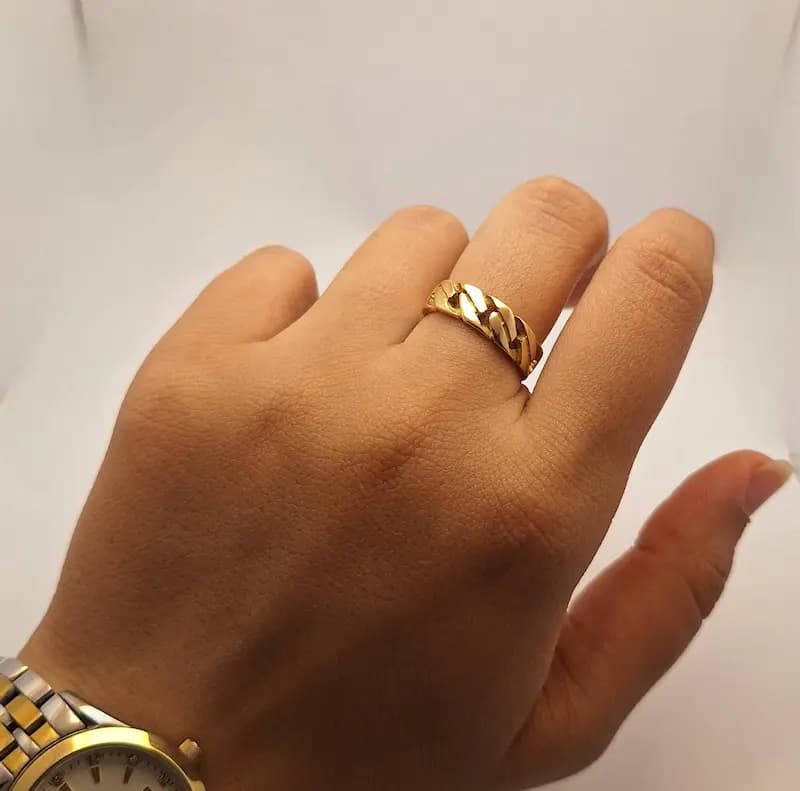 انگشتر طلا کارتیر تخت بی اجرت | طلا ۱۸ عیار — تصویر ۲