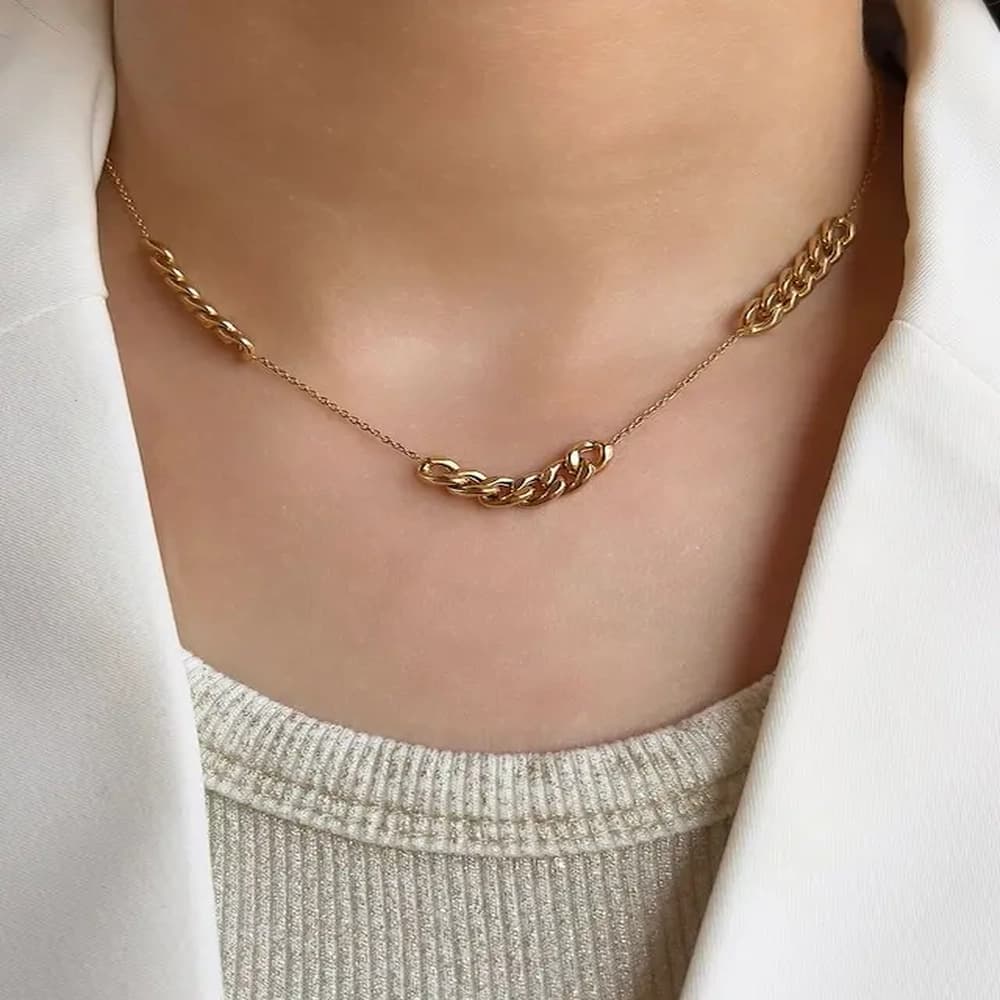 گردنبند طلا کارتیر — تصویر ۳