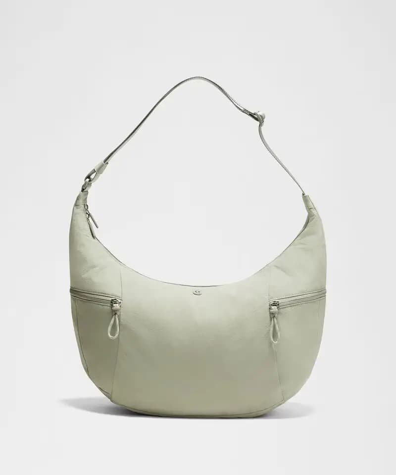 کیف رودوشی اسپرت لولولمون مدل Slouchy Sling (حجم ۶ لیتر) سبز — تصویر ۳