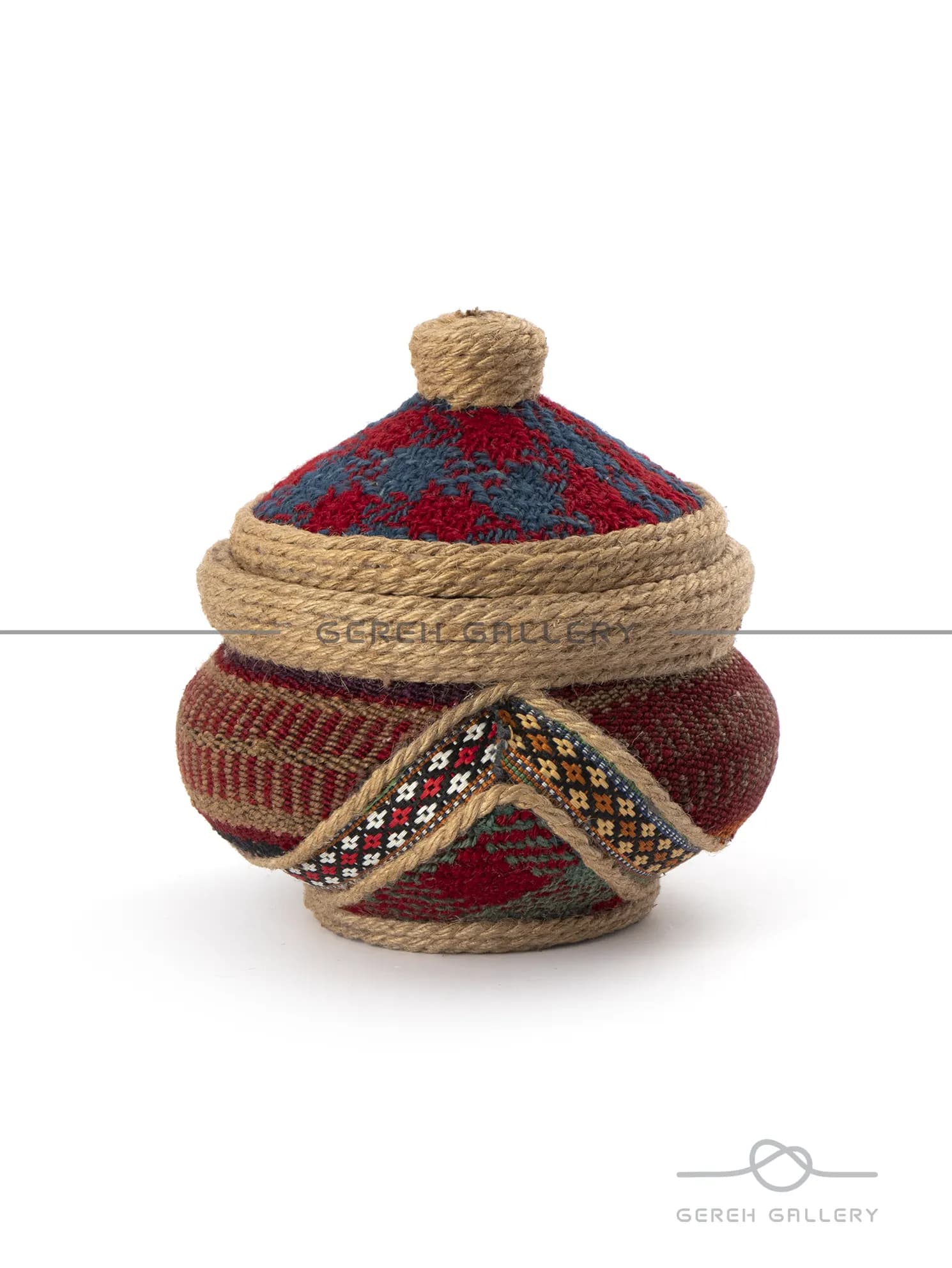 شکلات خوری گلیم دستباف