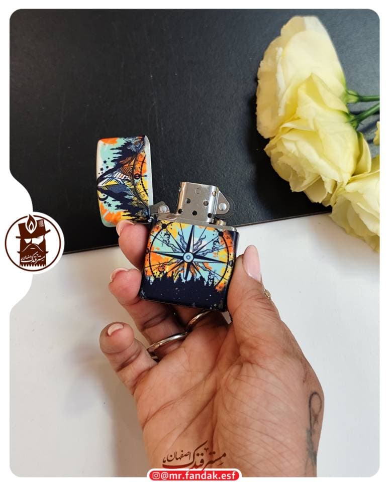 فندک زیپو اورجینال شب تابZippo Lighter 49805 49193 COMPASS DESIGN — تصویر ۴
