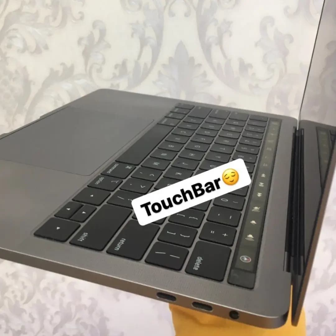 مک بوک پرو استوک مدل Macbook Pro 2018 — تصویر ۳