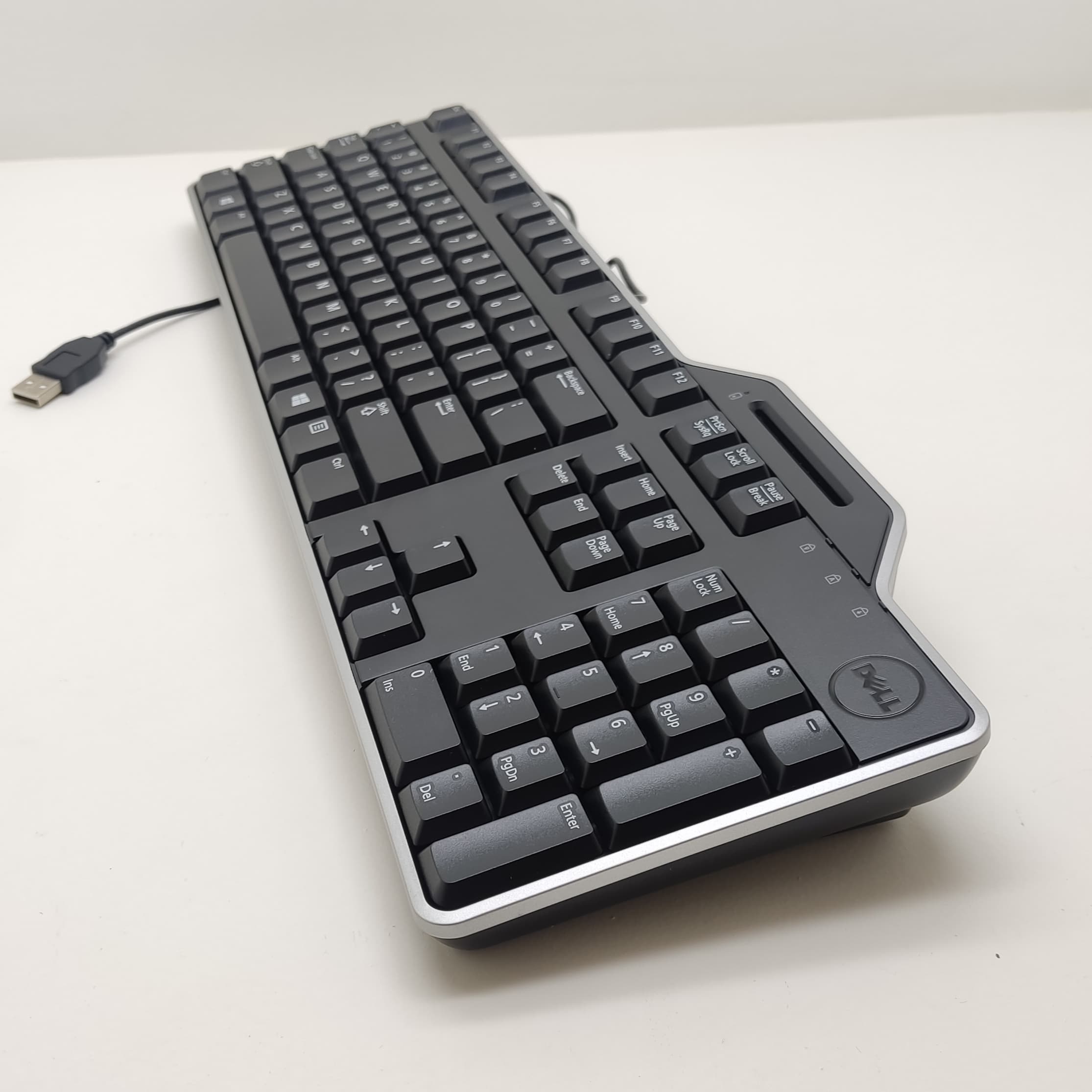 کيبورد باسیم برند دل DELL مدل KB813T — تصویر ۴