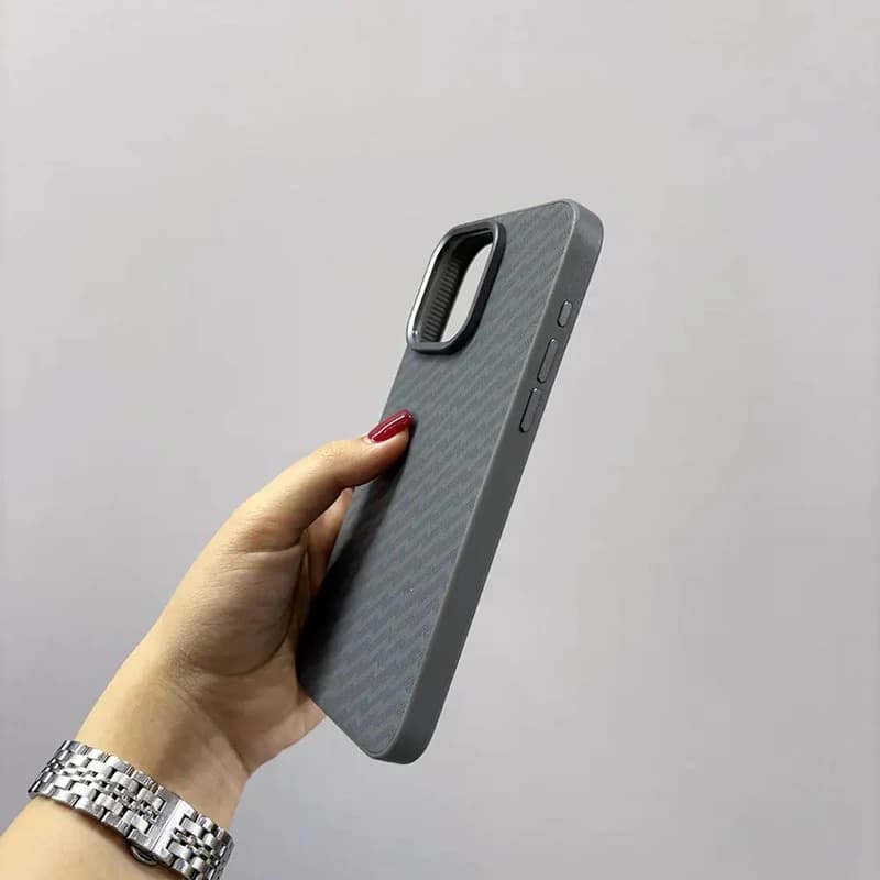 قاب کربن فایبر آیفون | قاب Carbon Fiber مشکی خاص iPhone — تصویر ۳